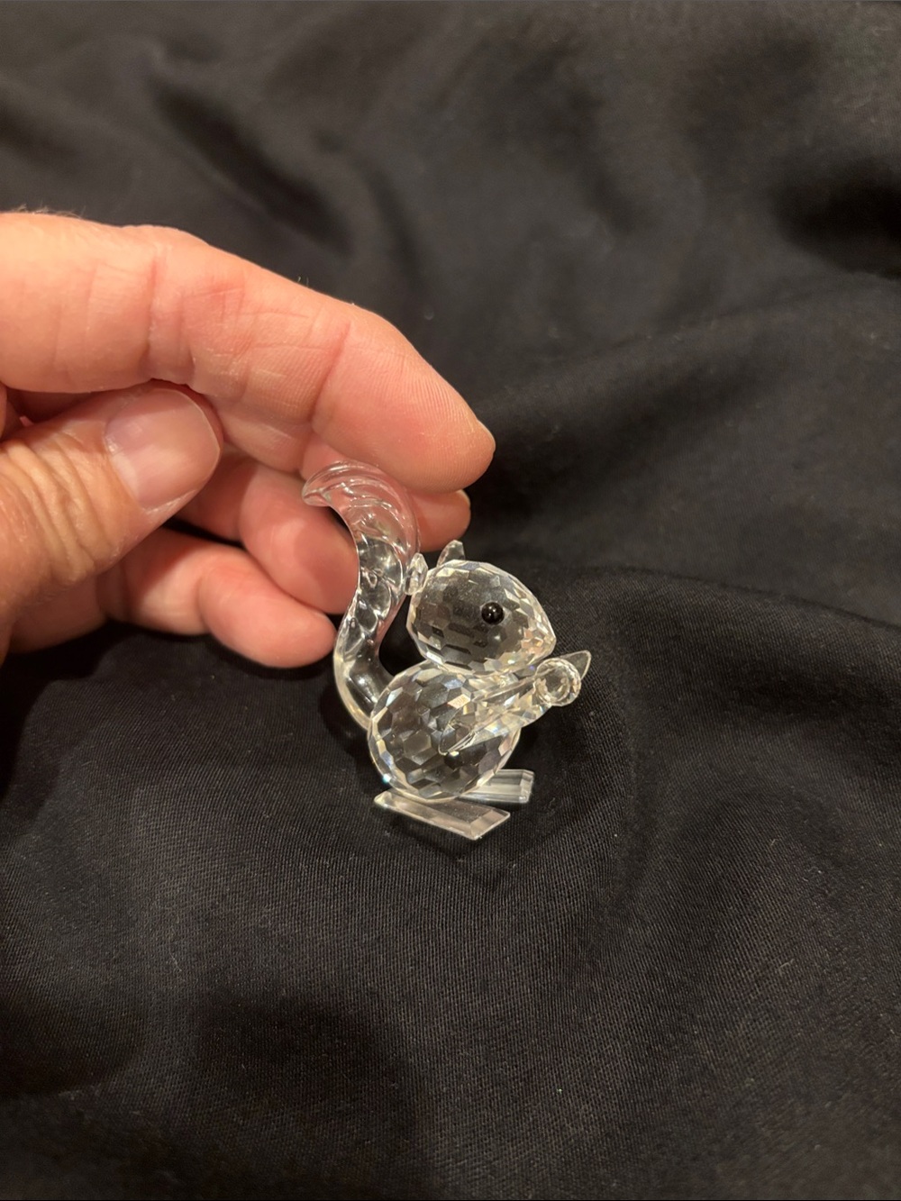 Swarovski Crystal Small Squirrel
Figurine 7662 Retired Woodland Friends